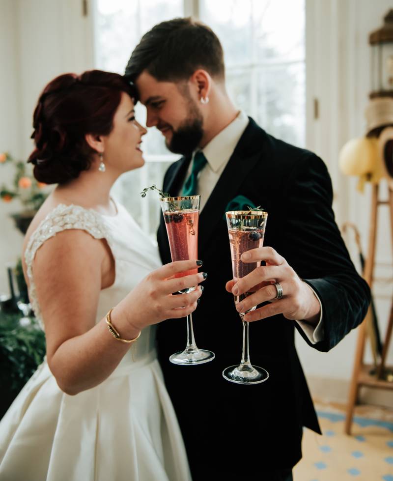 Bold Emerald 1920s Inspired Styled Shoot featured on Nashville Bride Guide