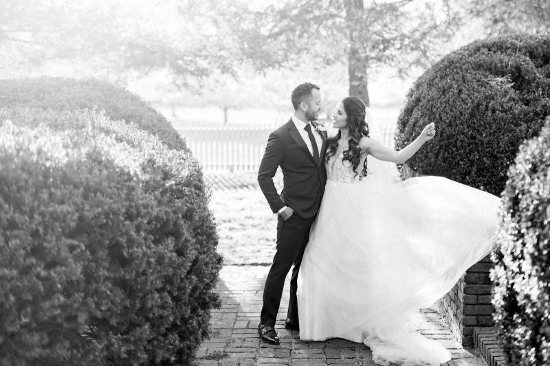 Elegant southern mansion wedding inspiration featured on Nashville Bride Guide