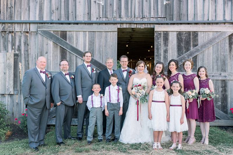 Wedding party photos: Hidden Creek Farm Wedding featured on Nashville Bride Guide
