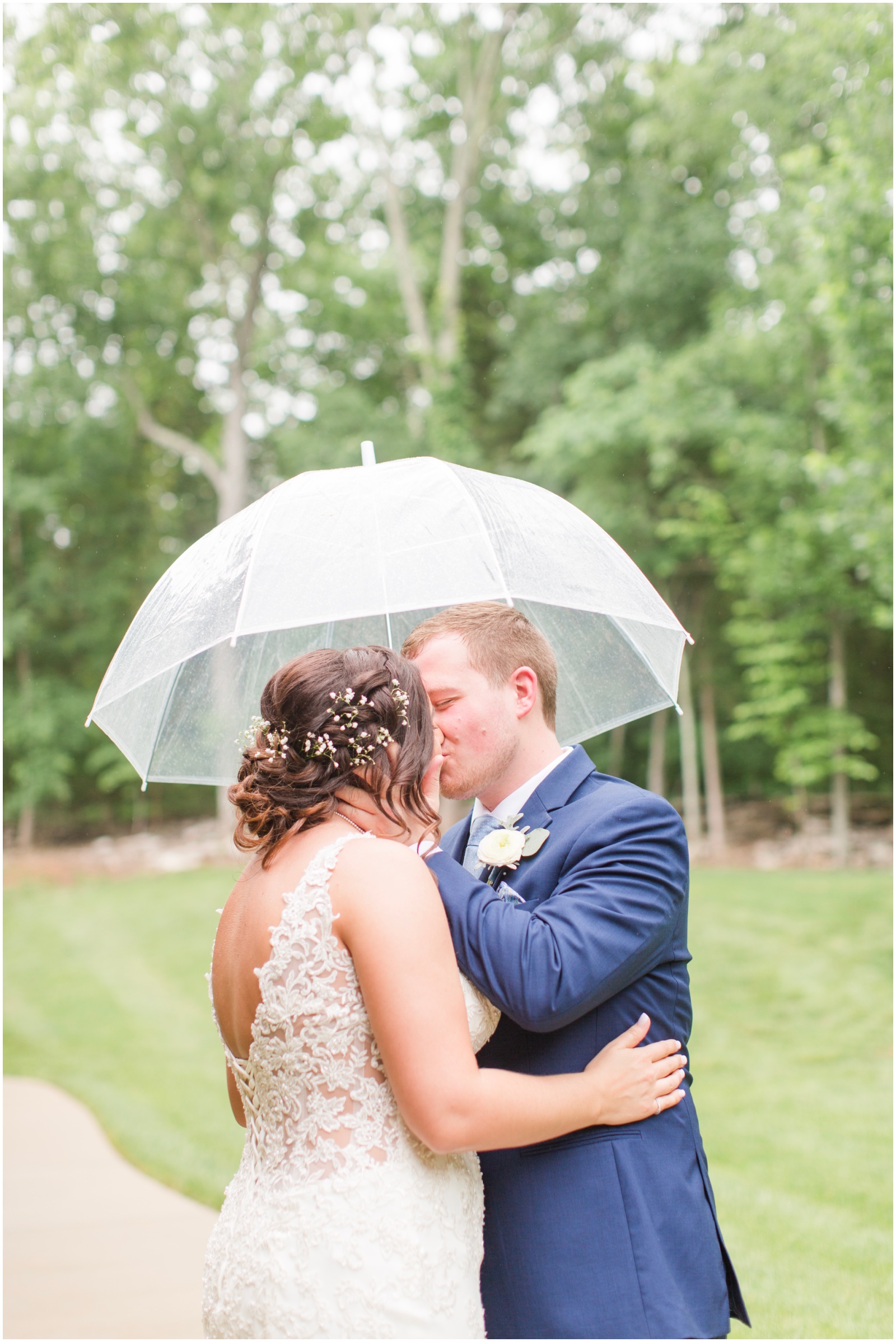 Why I Regret Not Doing A First Look by Lindsey Brown Photography featured on Nashville Bride Guide