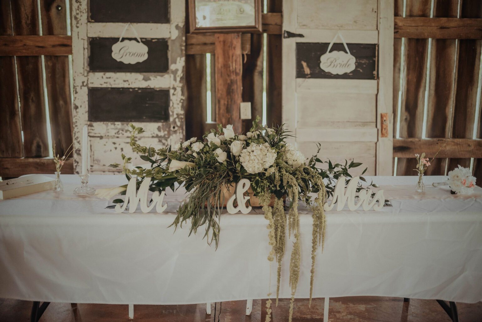 Two Unique Venue Locations at Burdoc Farms - Nashville Bride Guide