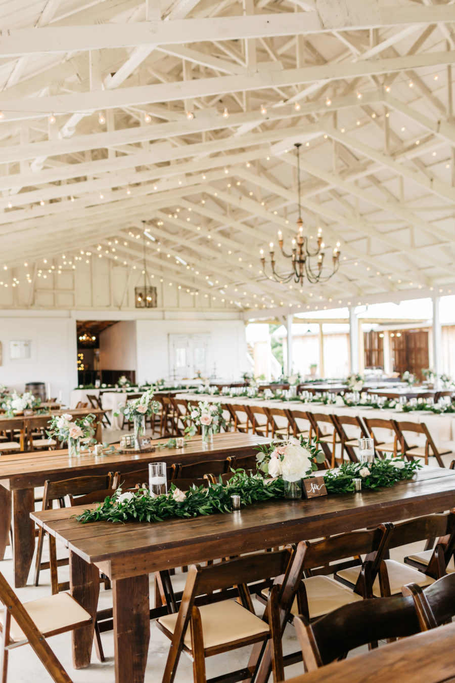 Rustic Wedding at Front Porch Farms by Meredith Teasley Photography