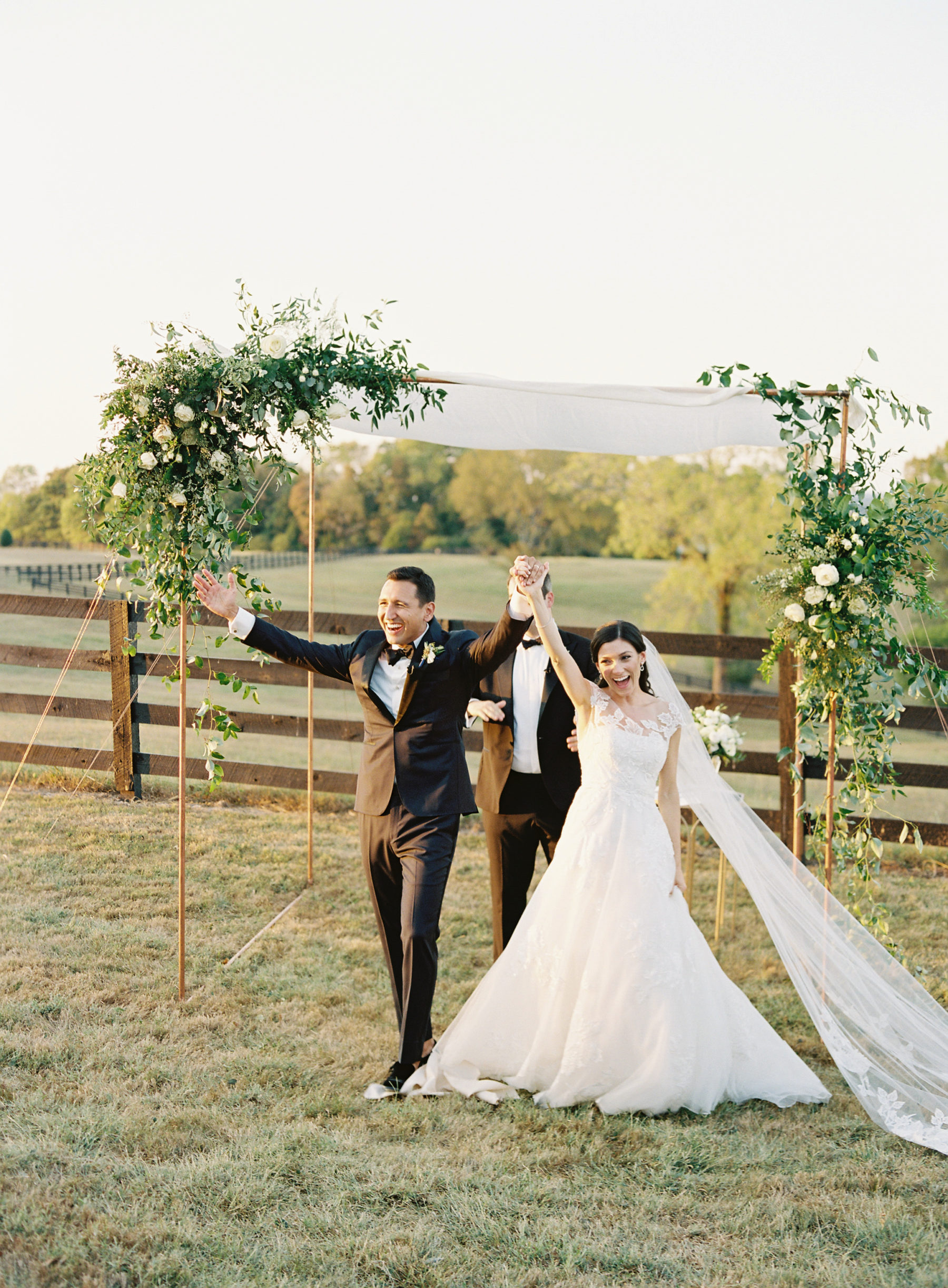 Modern outdoor Nashville wedding featured on Nashville Bride Guide