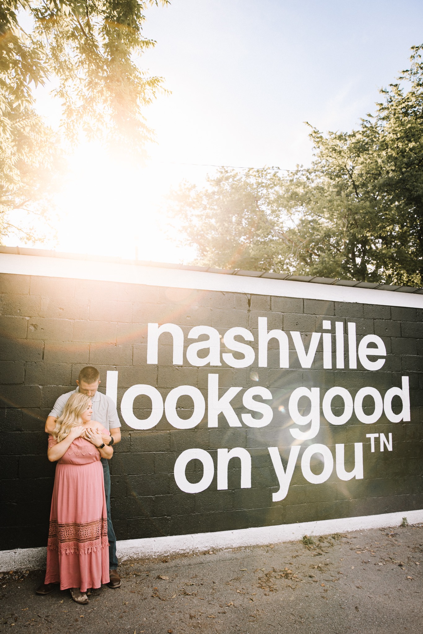 What to wear for your engagement photos by Bille Shaye Style Photography featured on Nashville Bride Guide