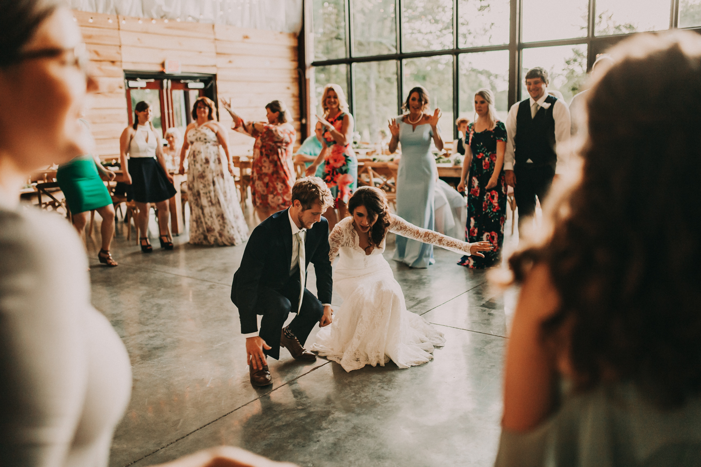 Burdoc Farms wedding by Billie-Shaye Style Photography featured on Nashville Bride Guide!