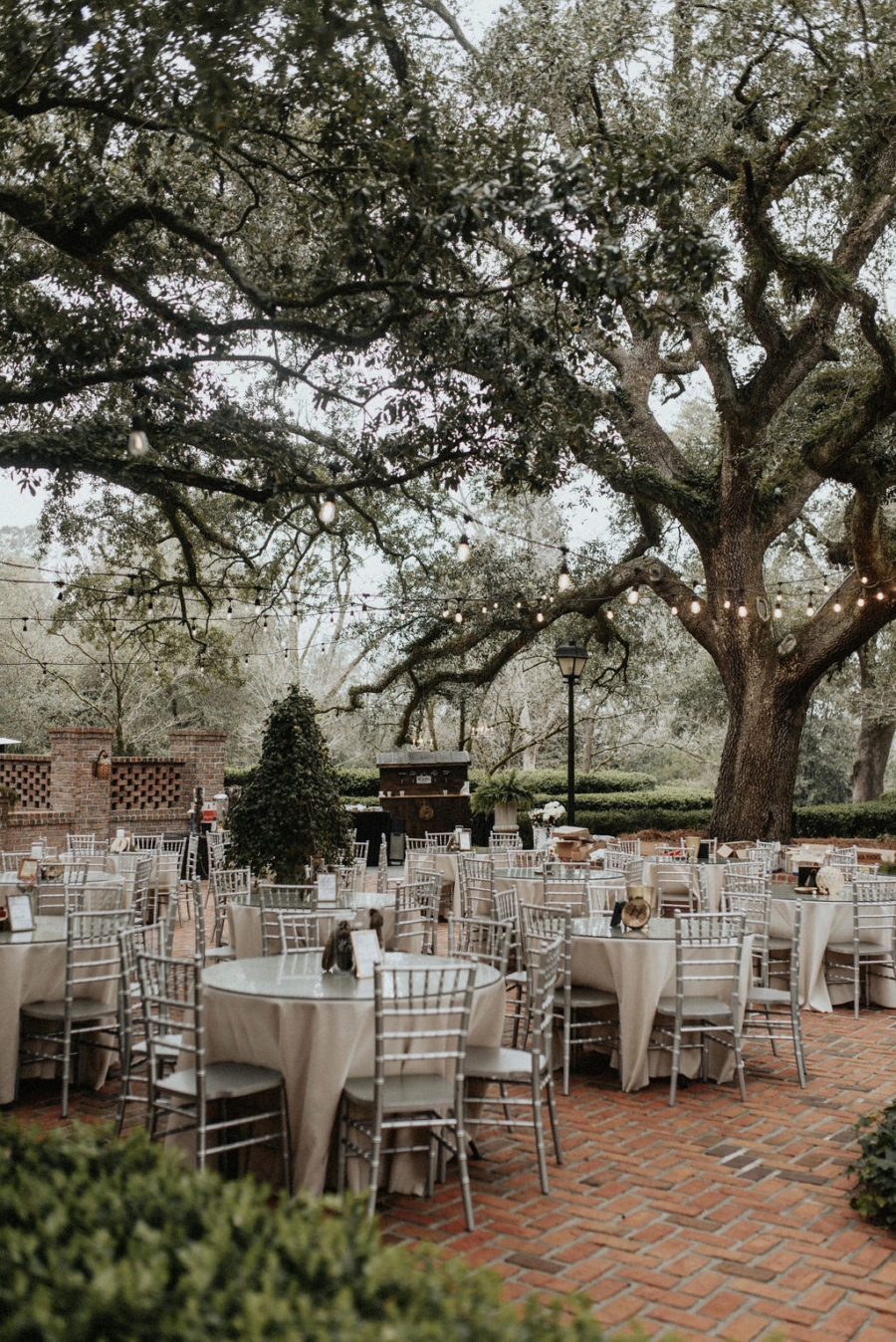 Quinney Oaks Plantation wedding: Magical Winter Wedding by Meghan Melia Photography featured on Nashville Bride Guide!