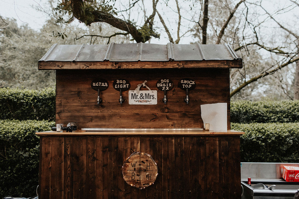 Outdoor wedding bar: Magical Winter Wedding by Meghan Melia Photography featured on Nashville Bride Guide!