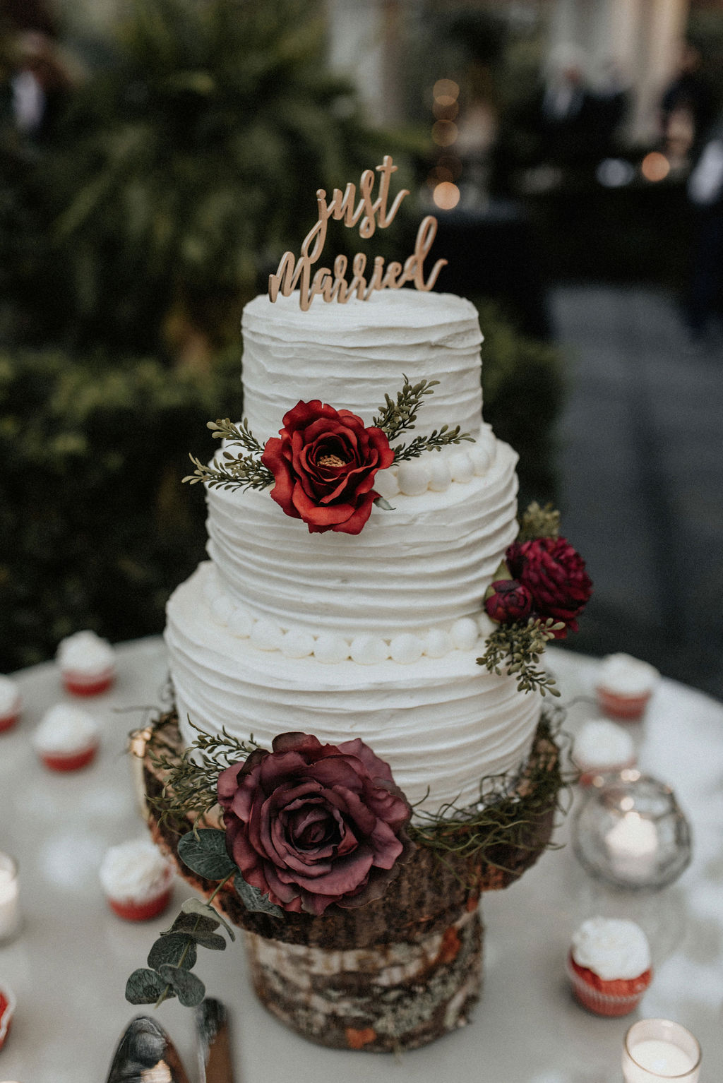 Winter wedding cake: Magical Winter Wedding by Meghan Melia Photography featured on Nashville Bride Guide!