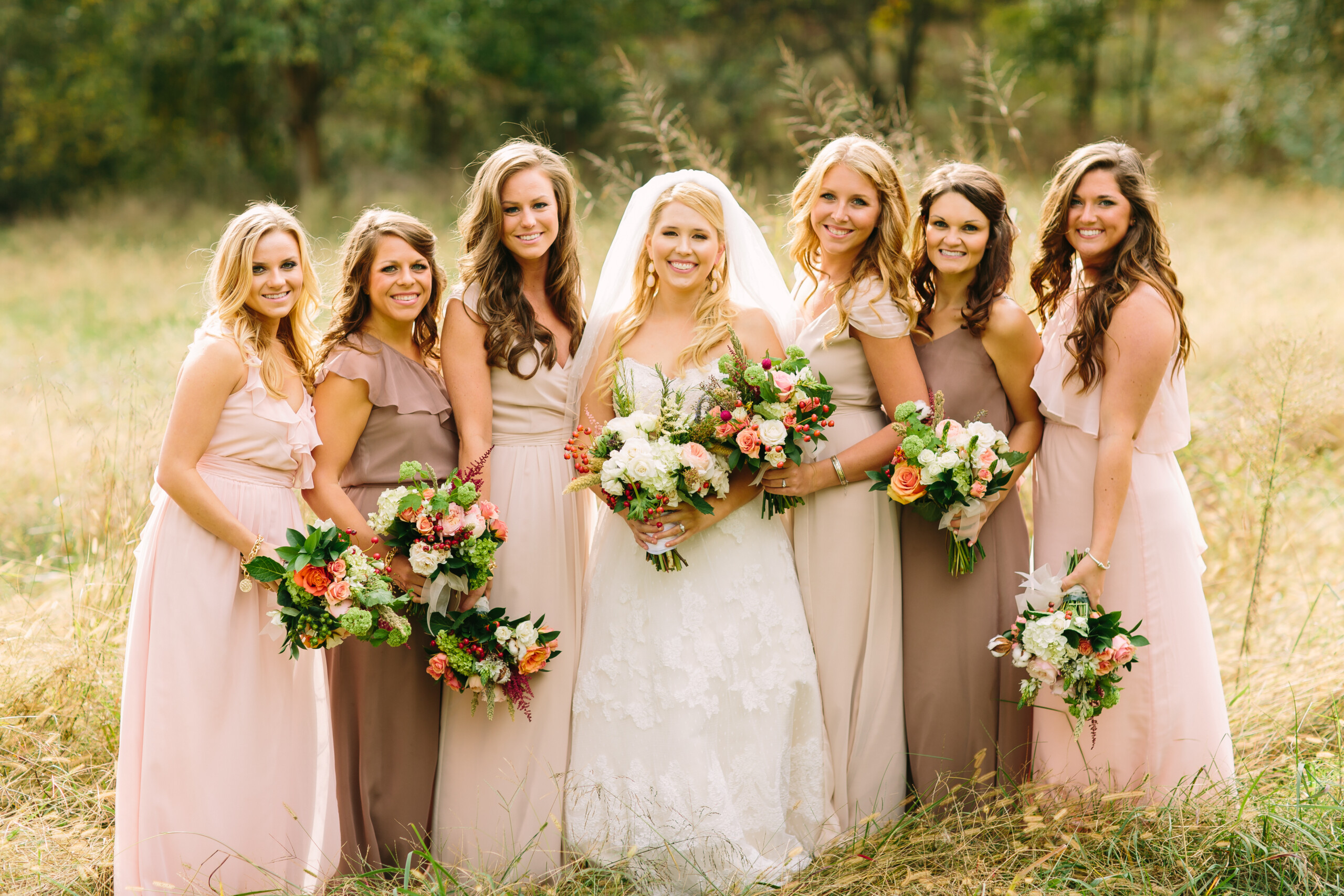 The Benefits of Working with Bella Bridesmaids for Your Bridesmaid Dresses