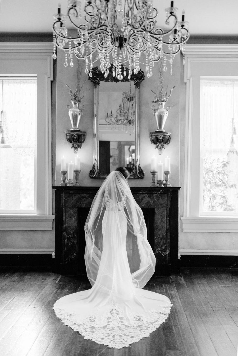 Black and white bridal portrait for Nashville wedding by Maria Gloer Photography
