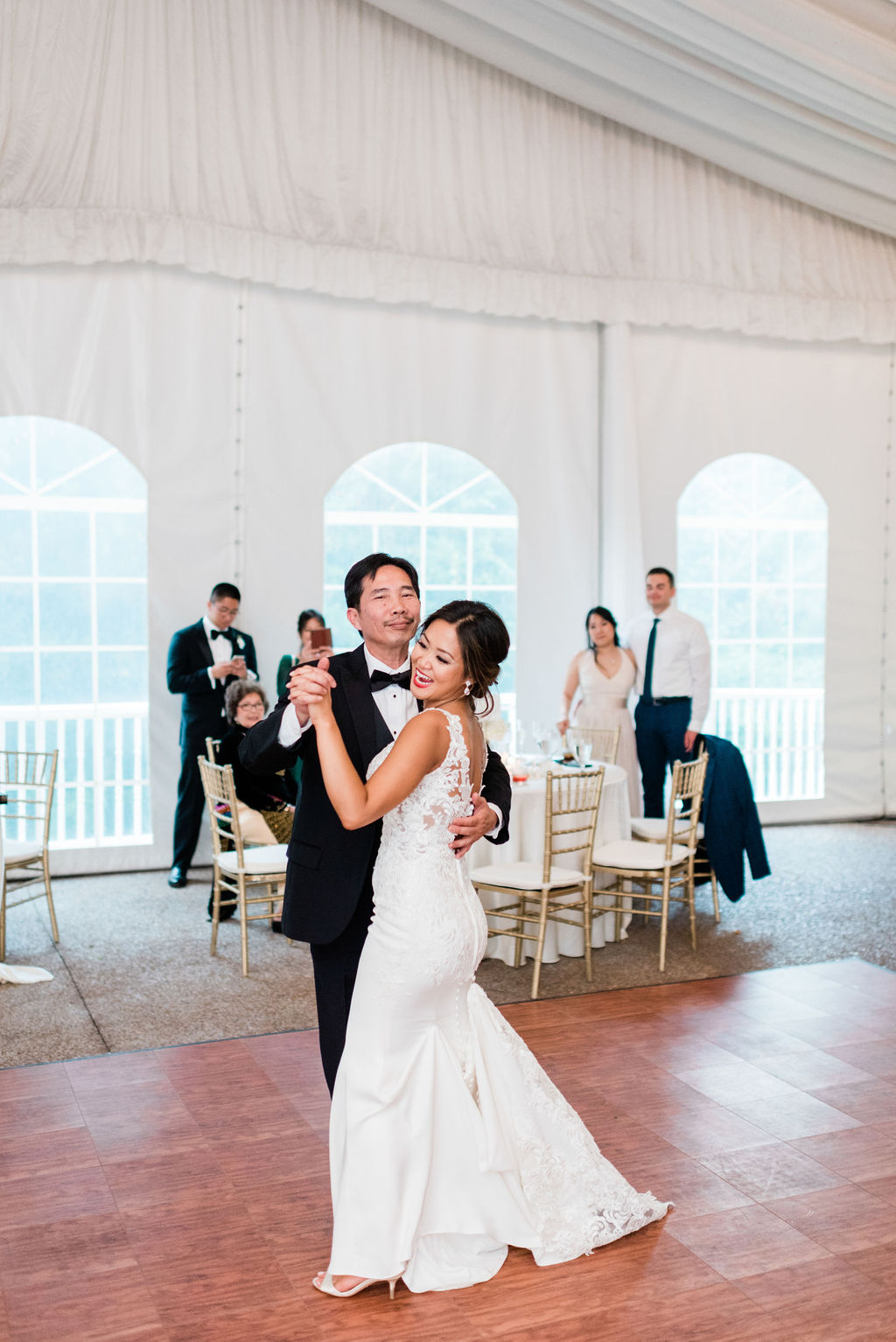 Father/daughter dance for Nashville Wedding captured by Maria Gloer Photography
