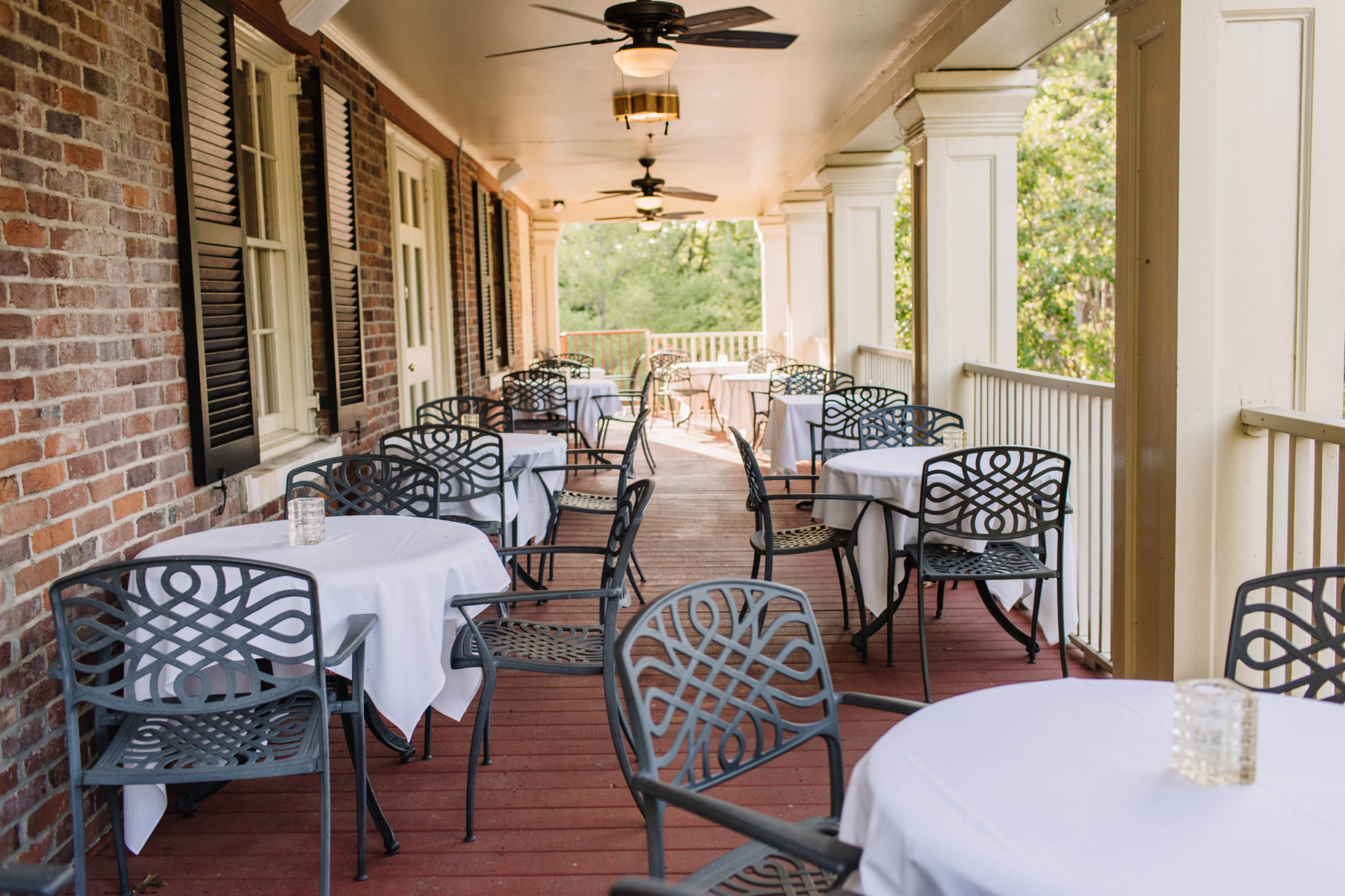 Room Options for Your Rehearsal Dinner at Mere Bulles featured on Nashville Bride Guide