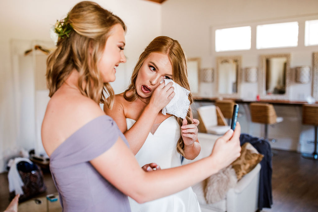 Candid Wedding Moments: Beautiful Graystone Quarry Wedding captured by John Myers Photography & Videography