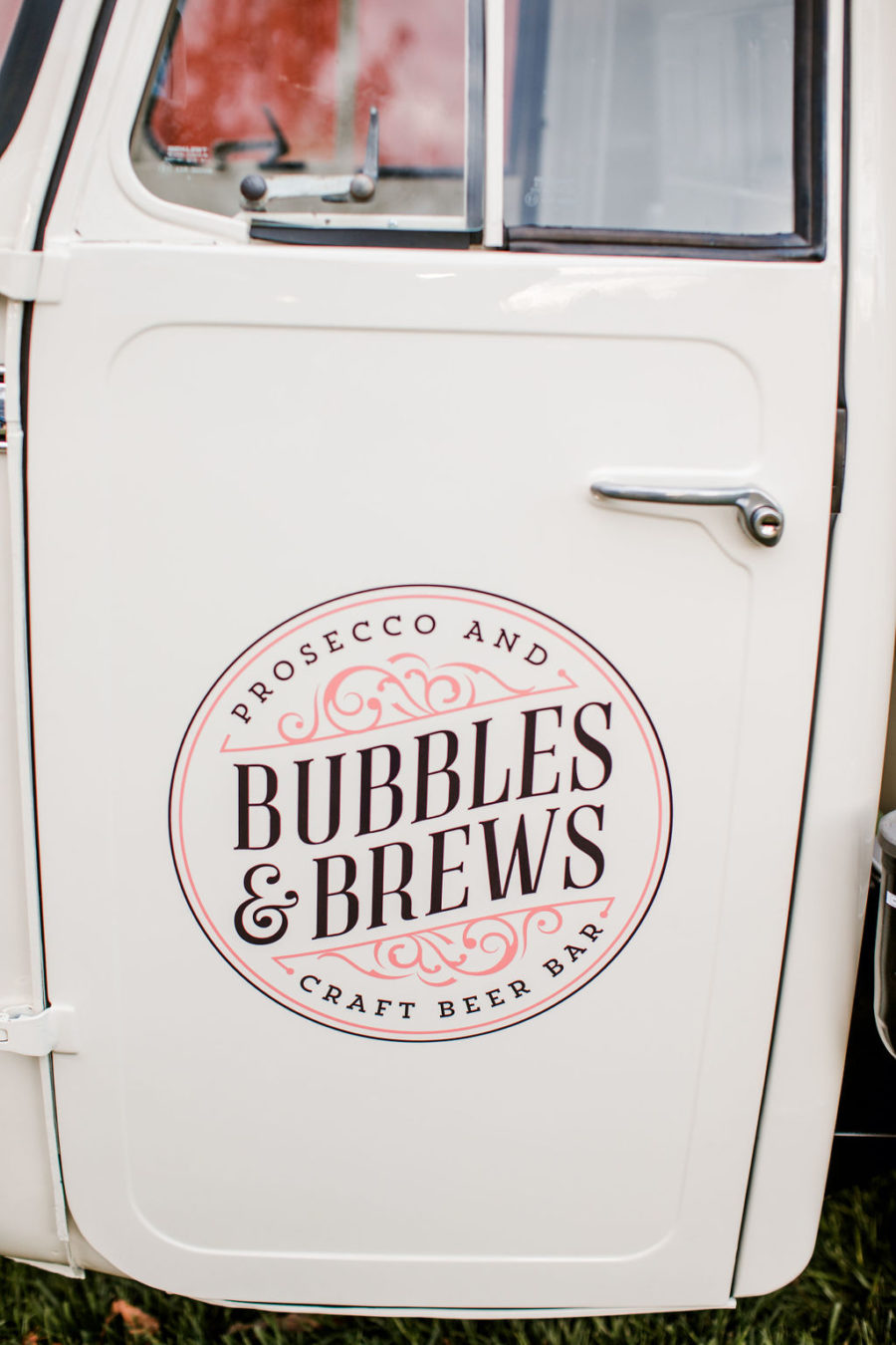 Bubbles and Brews Nashville: Moody Spring Styled Shoot and Cedarmont Farm featured on Nashville Bride Guide