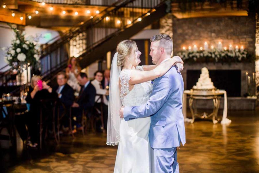 Amanda May Photos Wedding Photography featured on Nashville Bride Guide