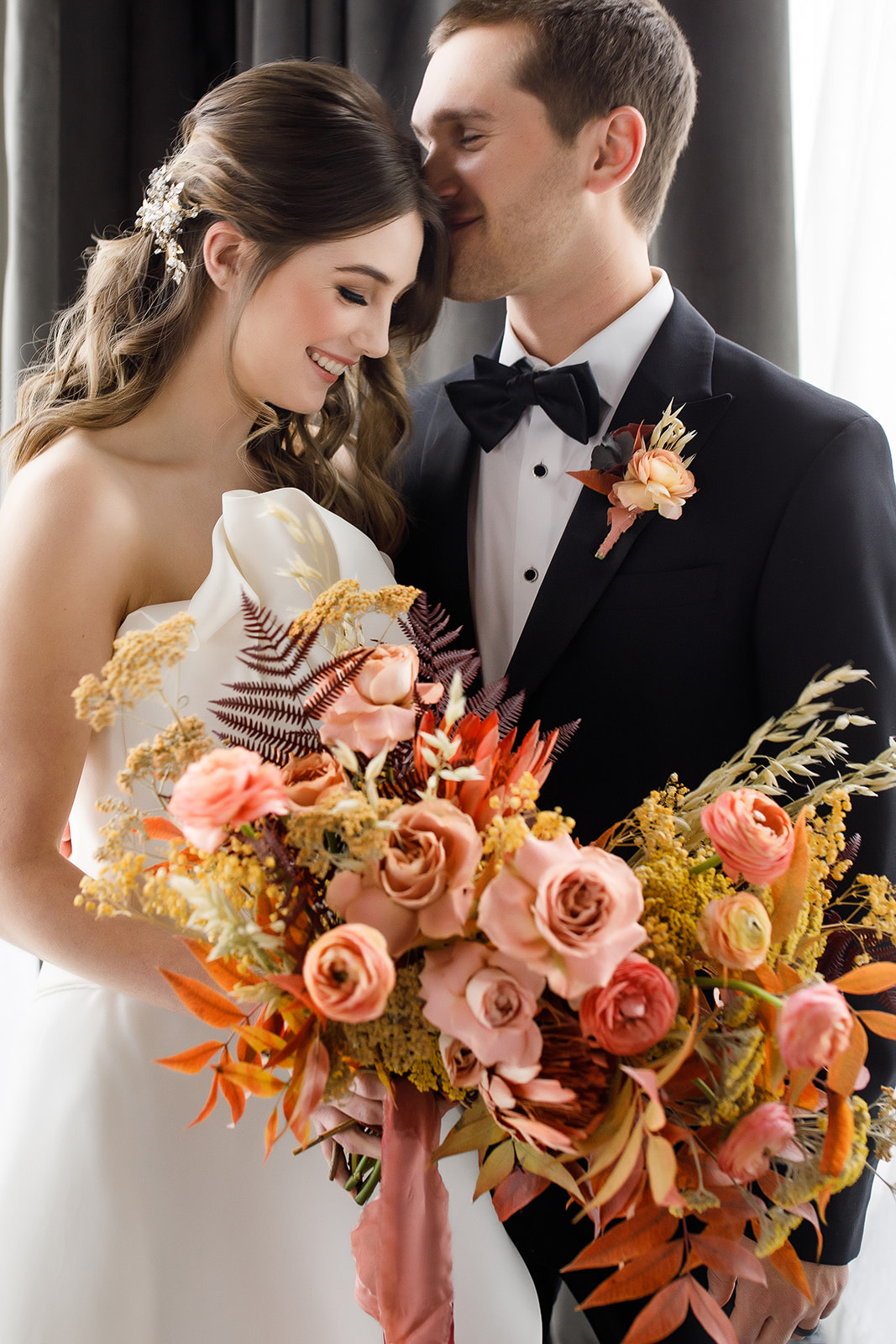 Warm & Luxurious Styled Shoot by Perfect Day Beauty featured on Nashville Bride Guide