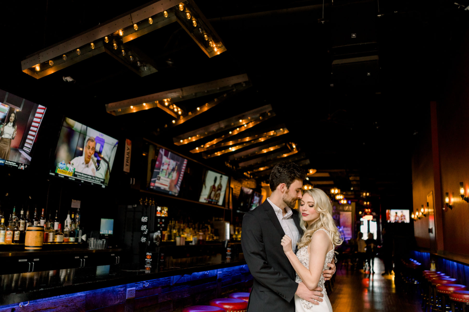Urban Meets Elegance Styled Shoot by CMS Photography featured on Nashville Bride Guide