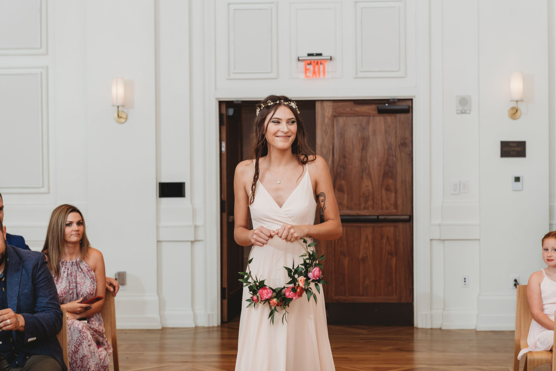 Modern wedding bouquet: Summer Tennessee Wedding at Noelle from Jayde J. Smith Events featured on Nashville Bride Guide