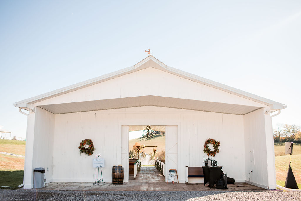 The White Dove Barn Tennessee: Intimate Barn Wedding from John Myers Photography