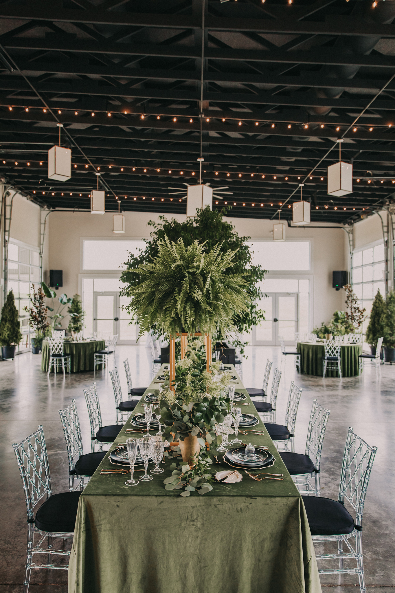 Shades of Green Legacy Styled Shoot by Music City Events and Billie-Shaye Style featured on Nashville Bride Guide