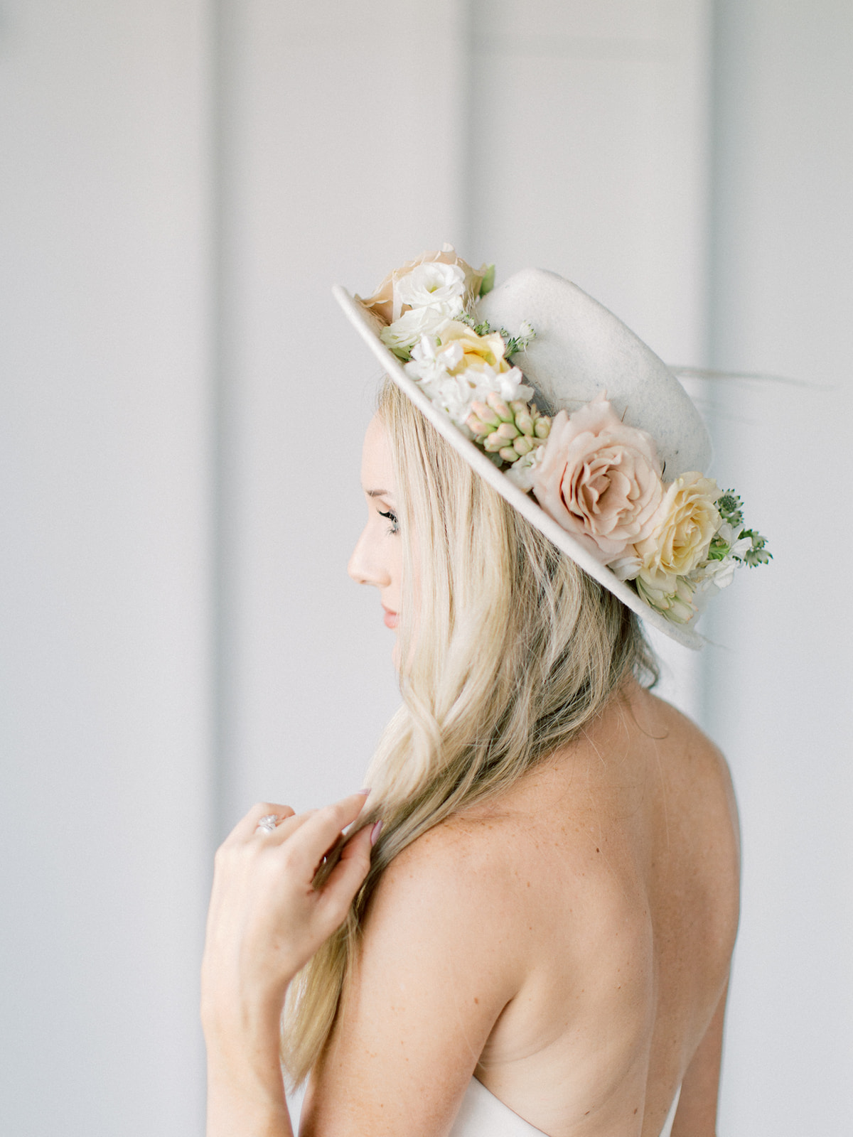 Floral bridal hat: Clean & Modern Styled Shoot at 14TENN featured on Nashville Bride Guide