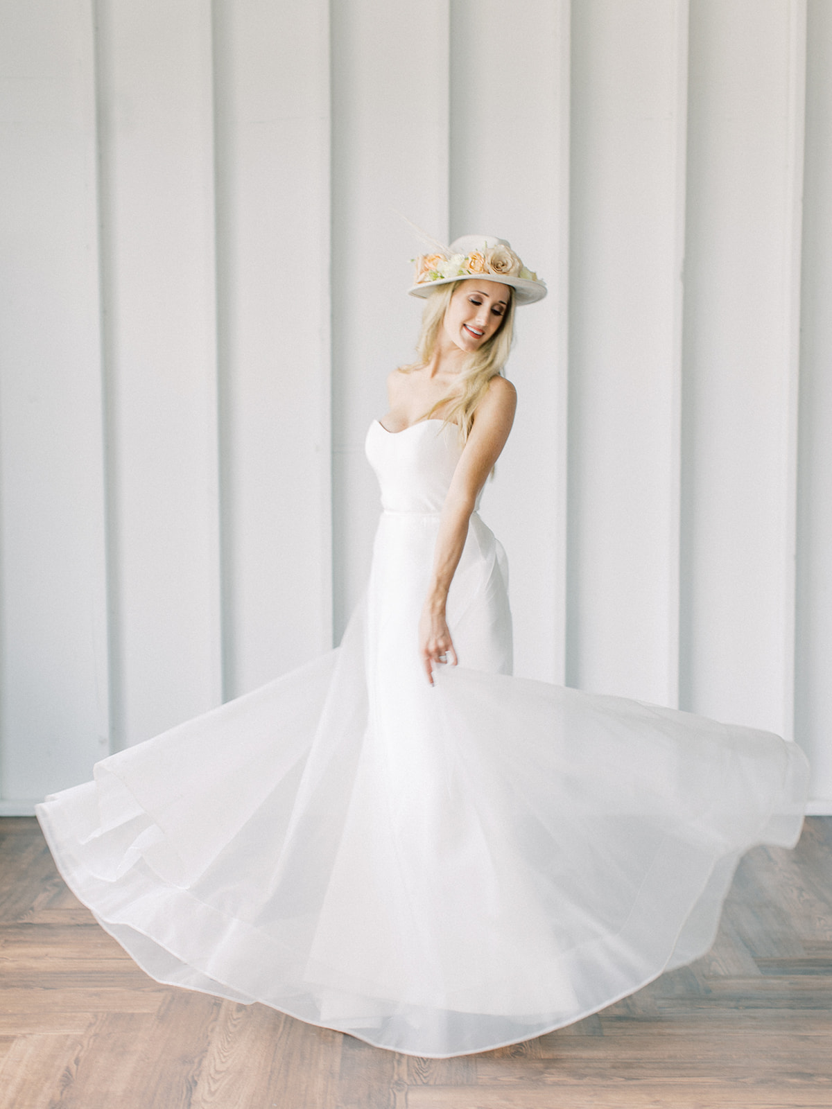 Sweetheart neckline wedding gown: Clean & Modern Styled Shoot at 14TENN featured on Nashville Bride Guide