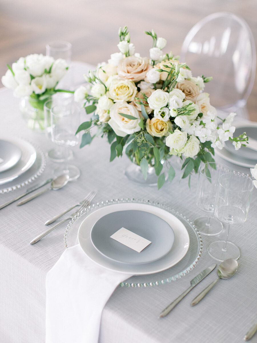 Neutral wedding centerpieces: Clean & Modern Styled Shoot at 14TENN featured on Nashville Bride Guide