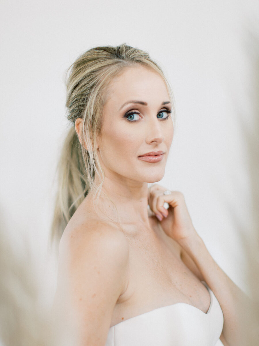 Bridal portrait: Clean & Modern Styled Shoot at 14TENN featured on Nashville Bride Guide