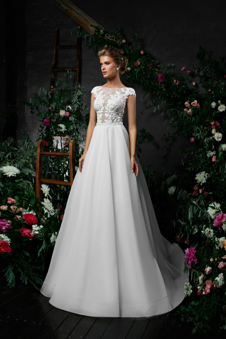 Meet local Nashville wedding dress designer Jamie Myranda on Nashville Bride Guide