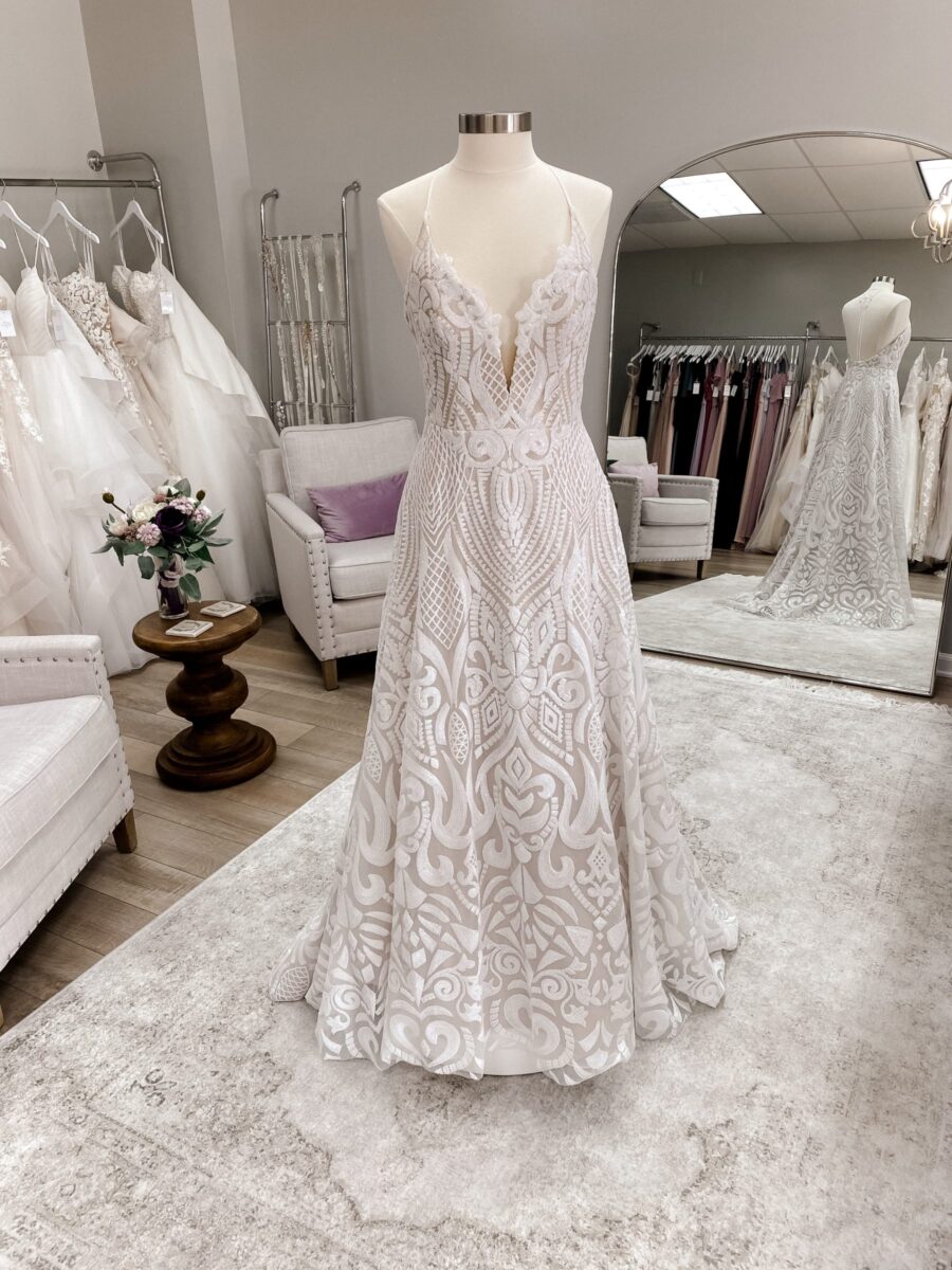 The Difference Between Trunk Shows, Sample Sales + More from Lavender Park Bridal featured on Nashville Bride Guide