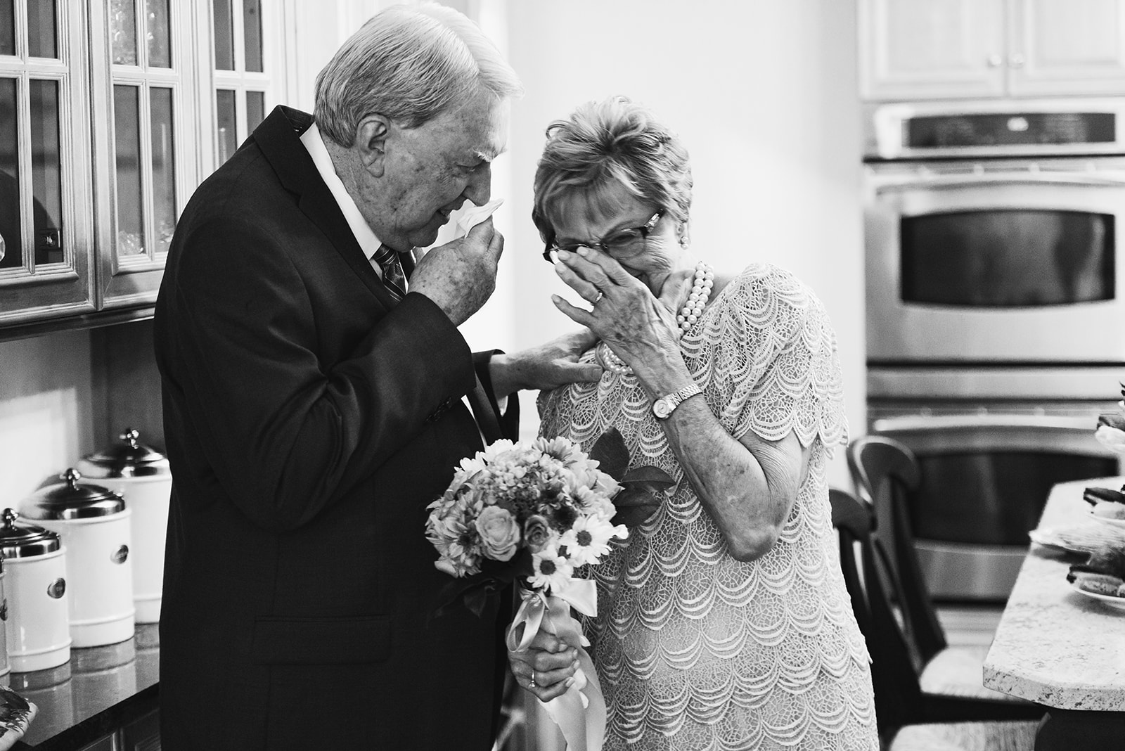 Sweet & Intimate In-Home Wedding by Photography by Janae featured on Nashville Bride Guide