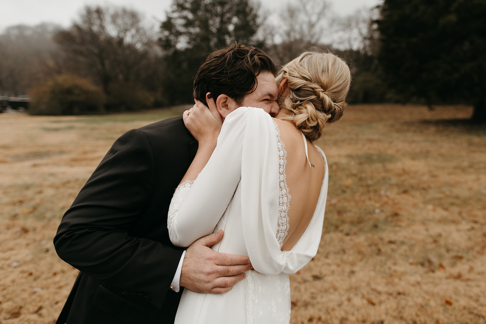 Fun & Romantic Wedding at The Loveless Barn captured by Brooke Taelor featured on Nashville Bride Guide