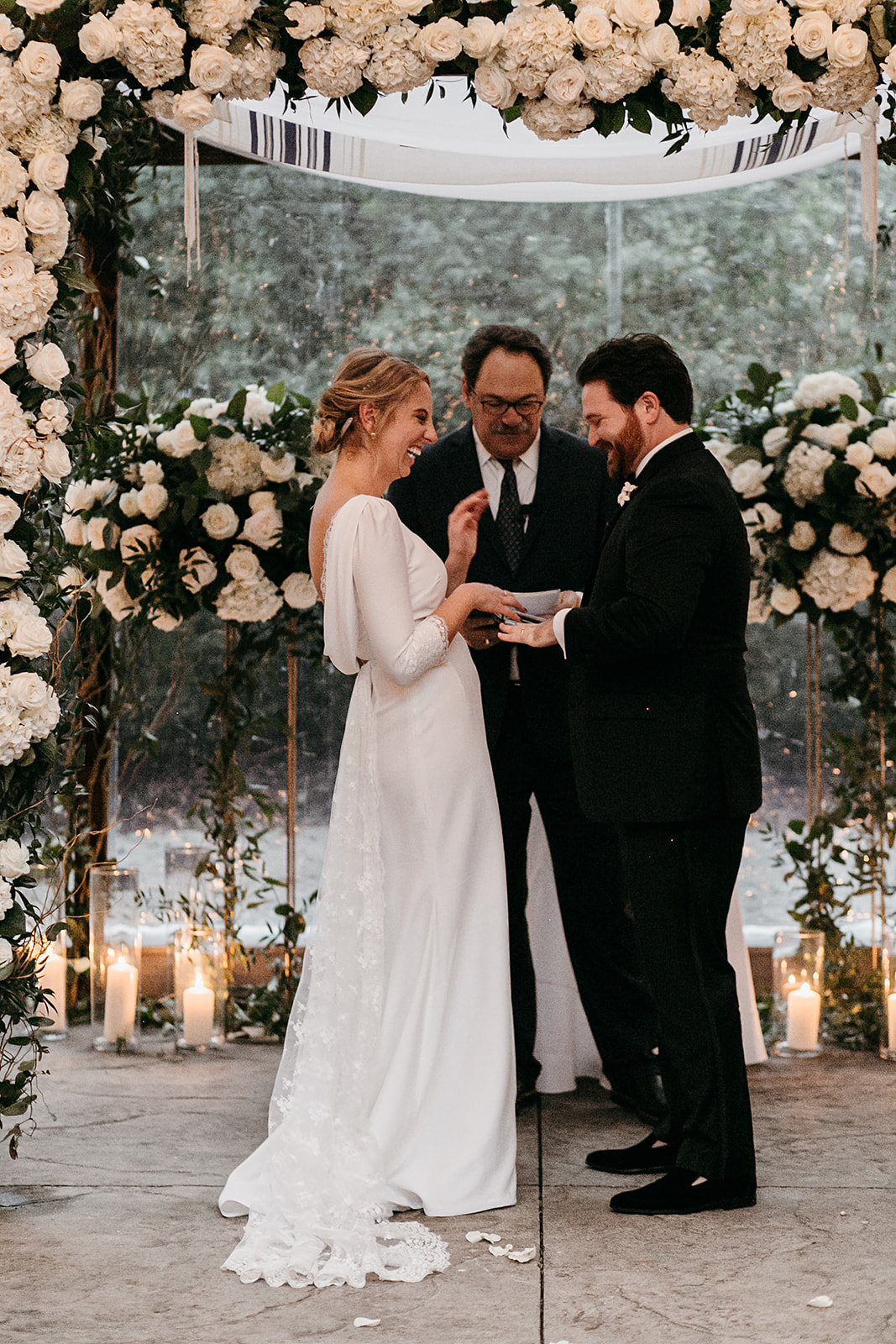 Fun & Romantic Wedding at The Loveless Barn captured by Brooke Taelor featured on Nashville Bride Guide