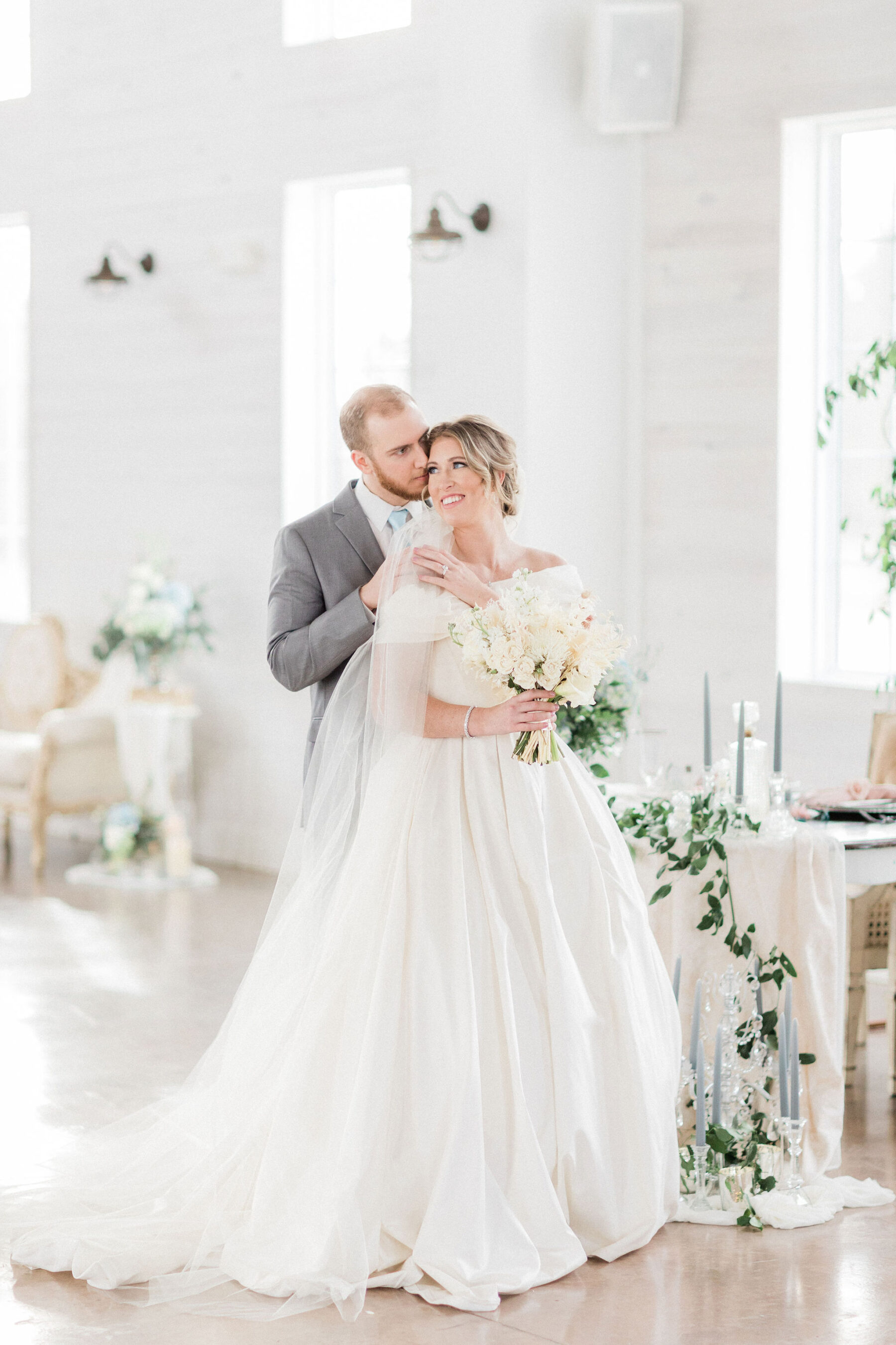 Luxury Southern Styled Shoot by Kinspired Photography featured on Nashville Bride Guide