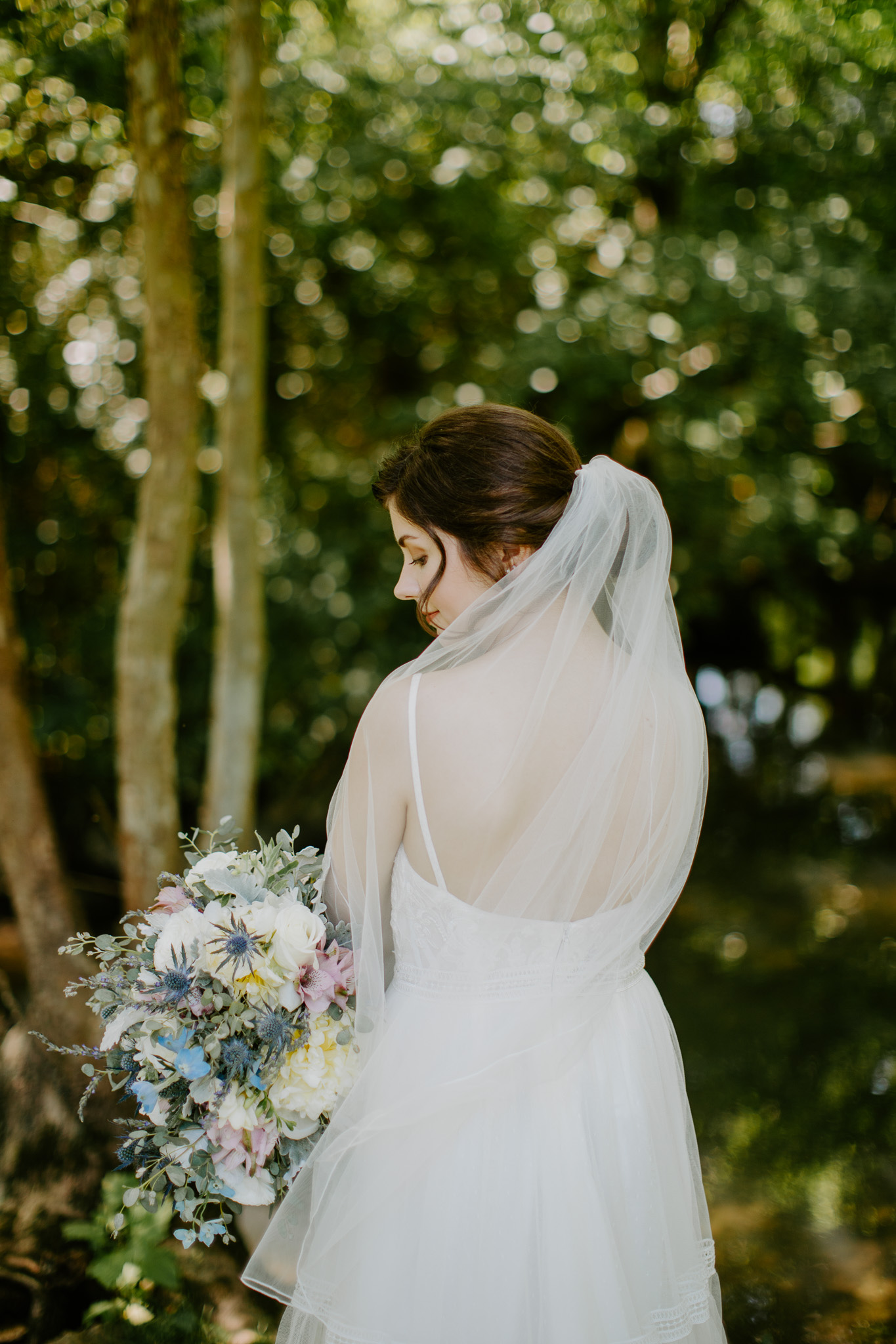 Vibrant Summer Wedding at Sinking Creek Farm featured on Nashville Bride Guide