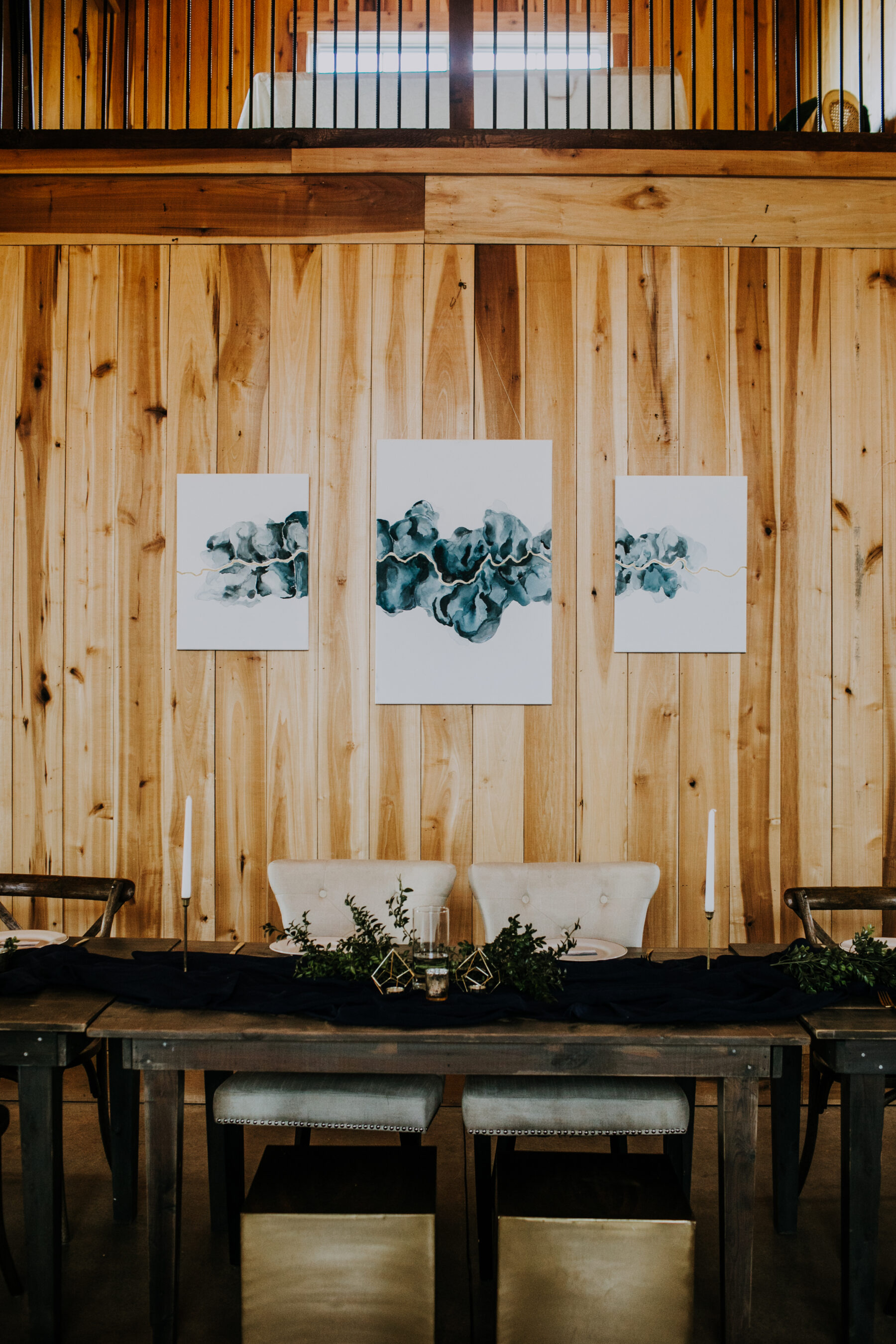 Wedding decor: Nashville Wedding with Beautiful Views by Teale Photography featured on Nashville Bride Guide