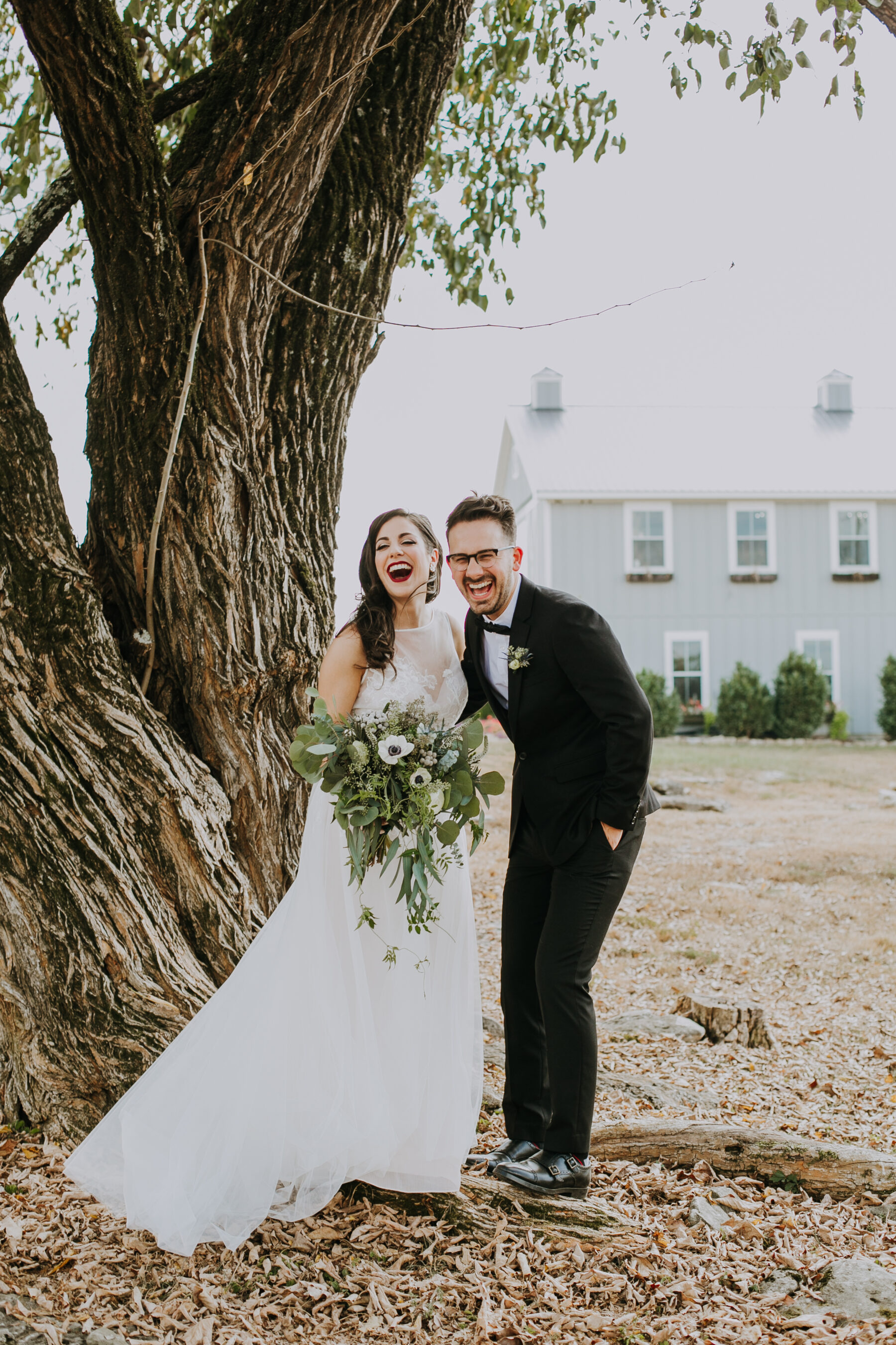Wedding portrait: Nashville Wedding with Beautiful Views by Teale Photography featured on Nashville Bride Guide