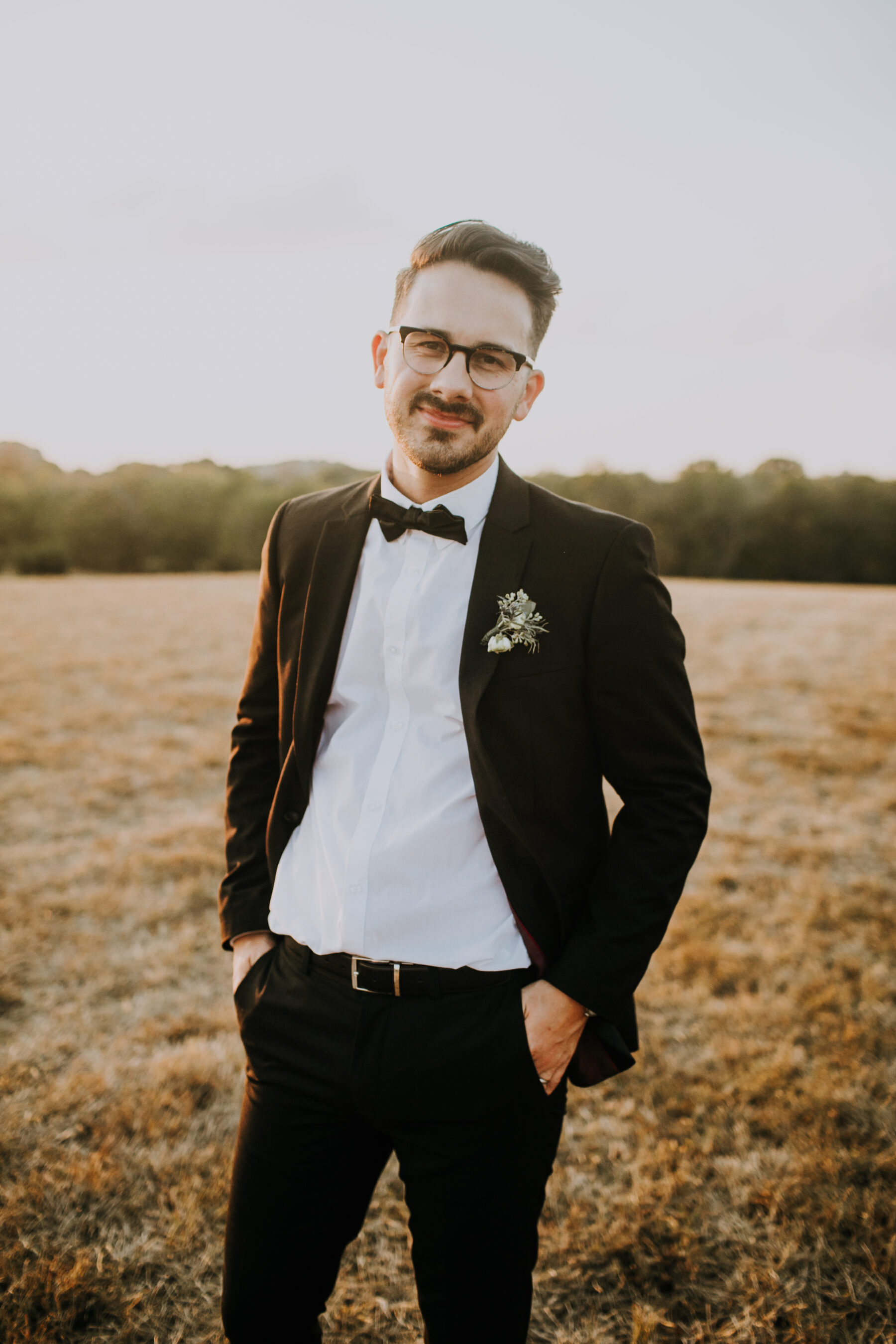 Grooms portrait: Nashville Wedding with Beautiful Views by Teale Photography featured on Nashville Bride Guide