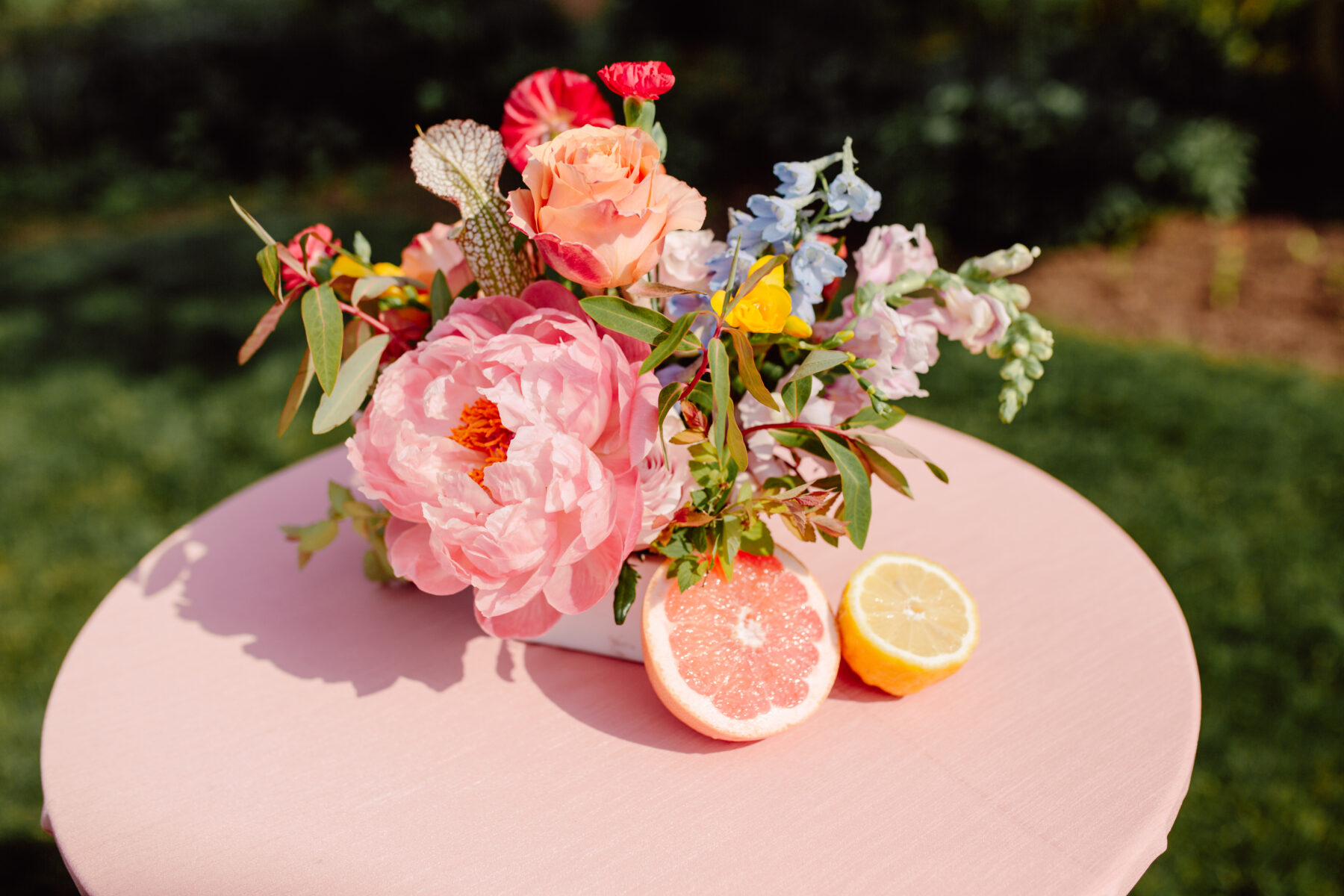 Pink wedding flowers: TWESA's new consumer website launch featured on Nashville Bride Guide