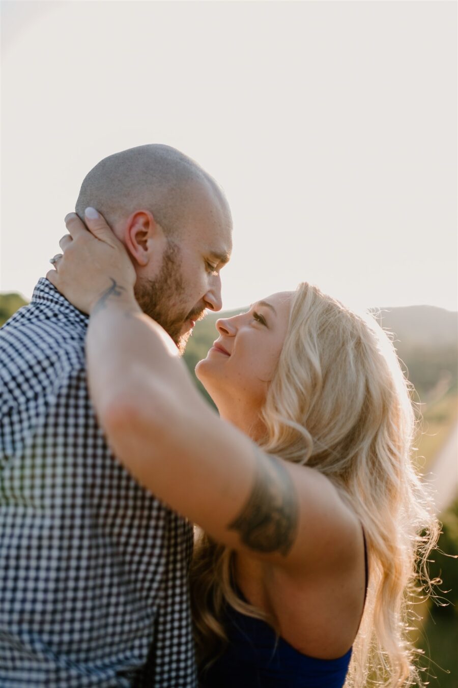 Scenic Engagement Session at Natchez Trace captured by Sara Bill Photography