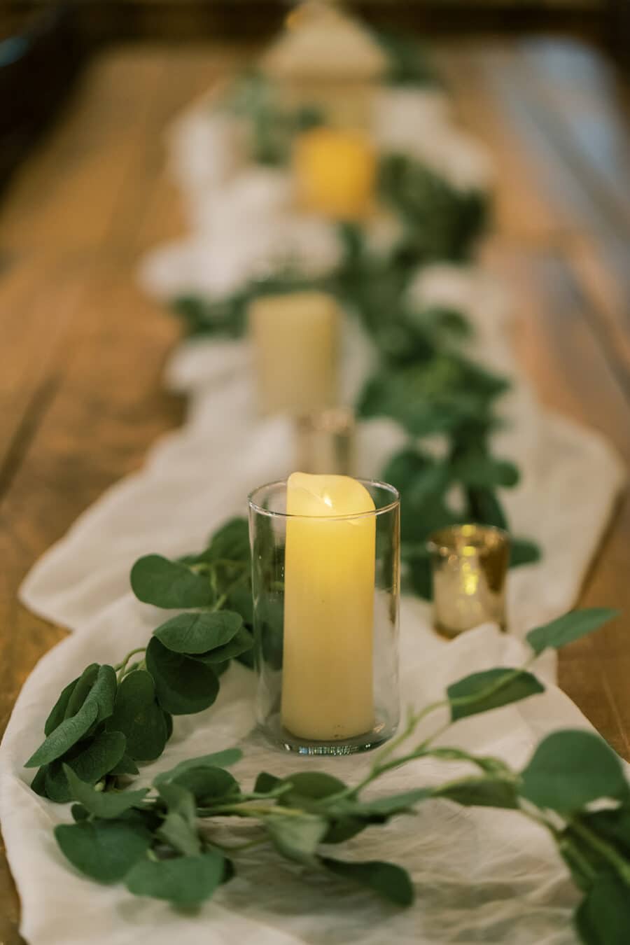 Eucalyptus and greenery wedding candles | Nashville Bride Guide