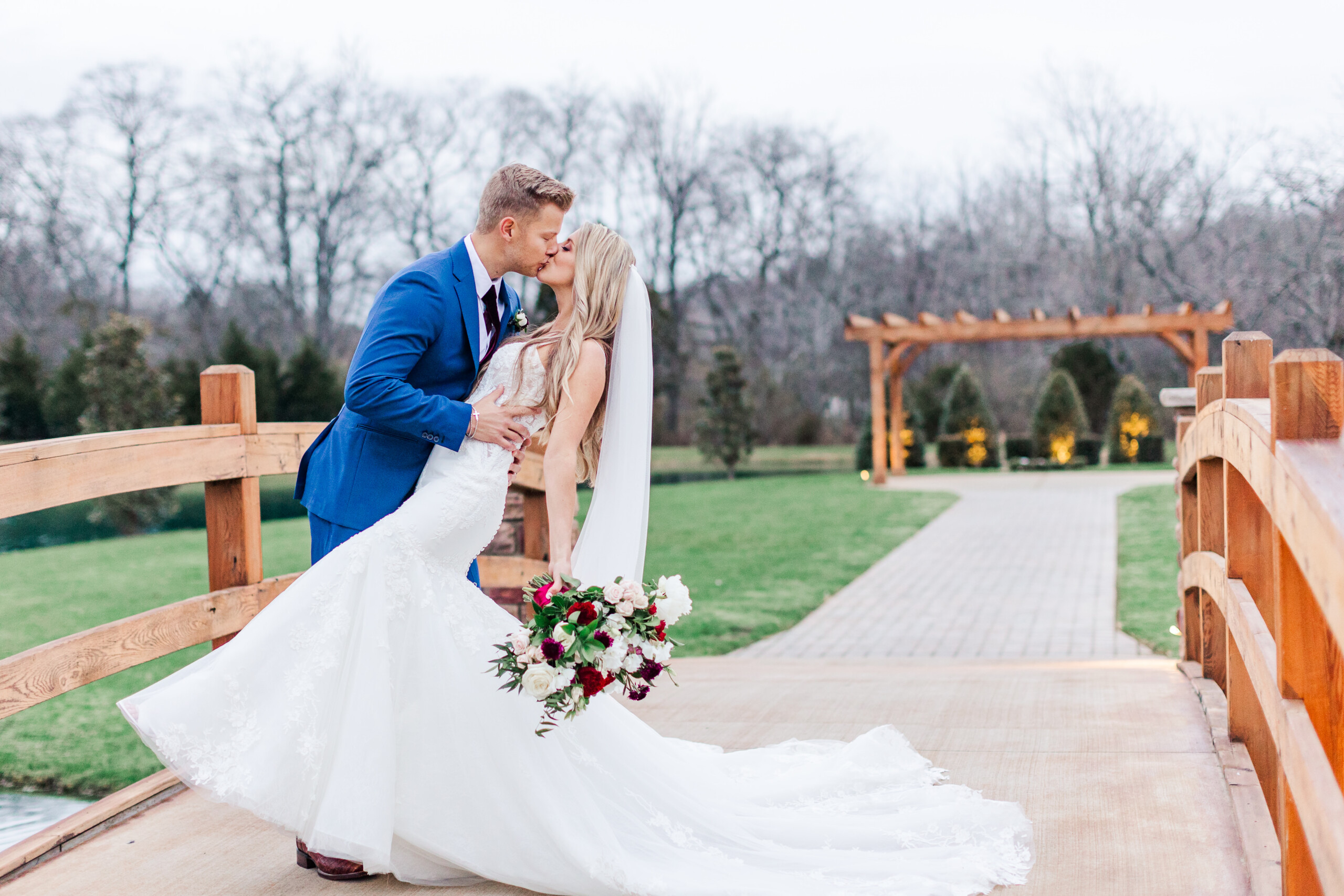 Sycamore Farms Winter Wedding by Amy Allmand Photography