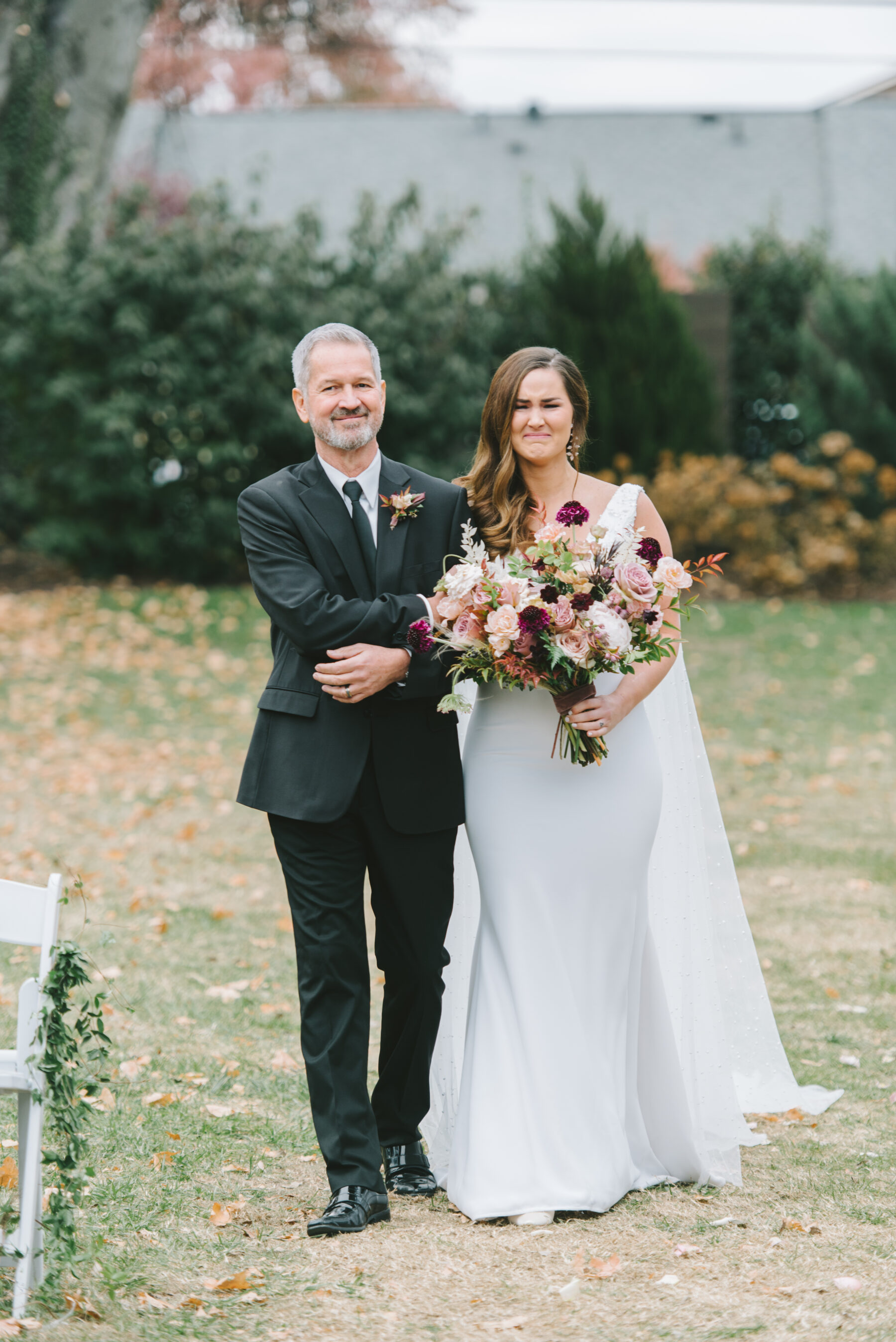 Father escorting his daughter down the aisle | Nashville Bride Guide
