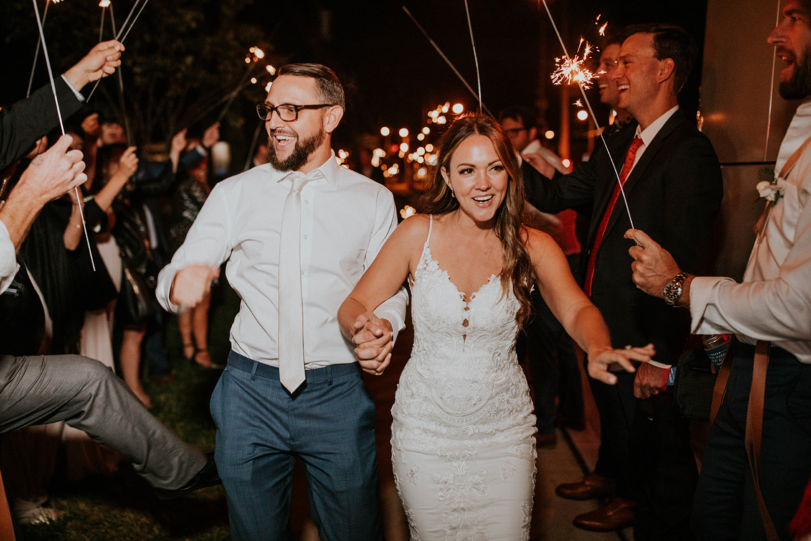 Sparkler wedding exit | Nashville Bride Guide