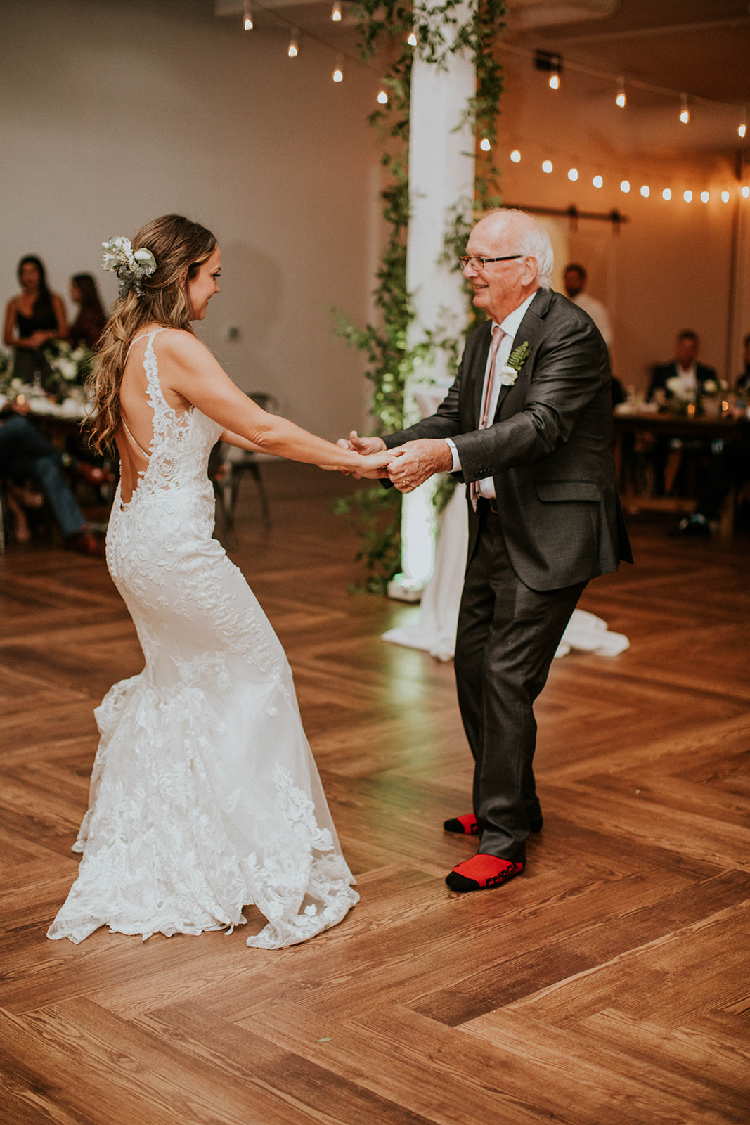 Dancing at wedding reception | Nashville Bride Guide