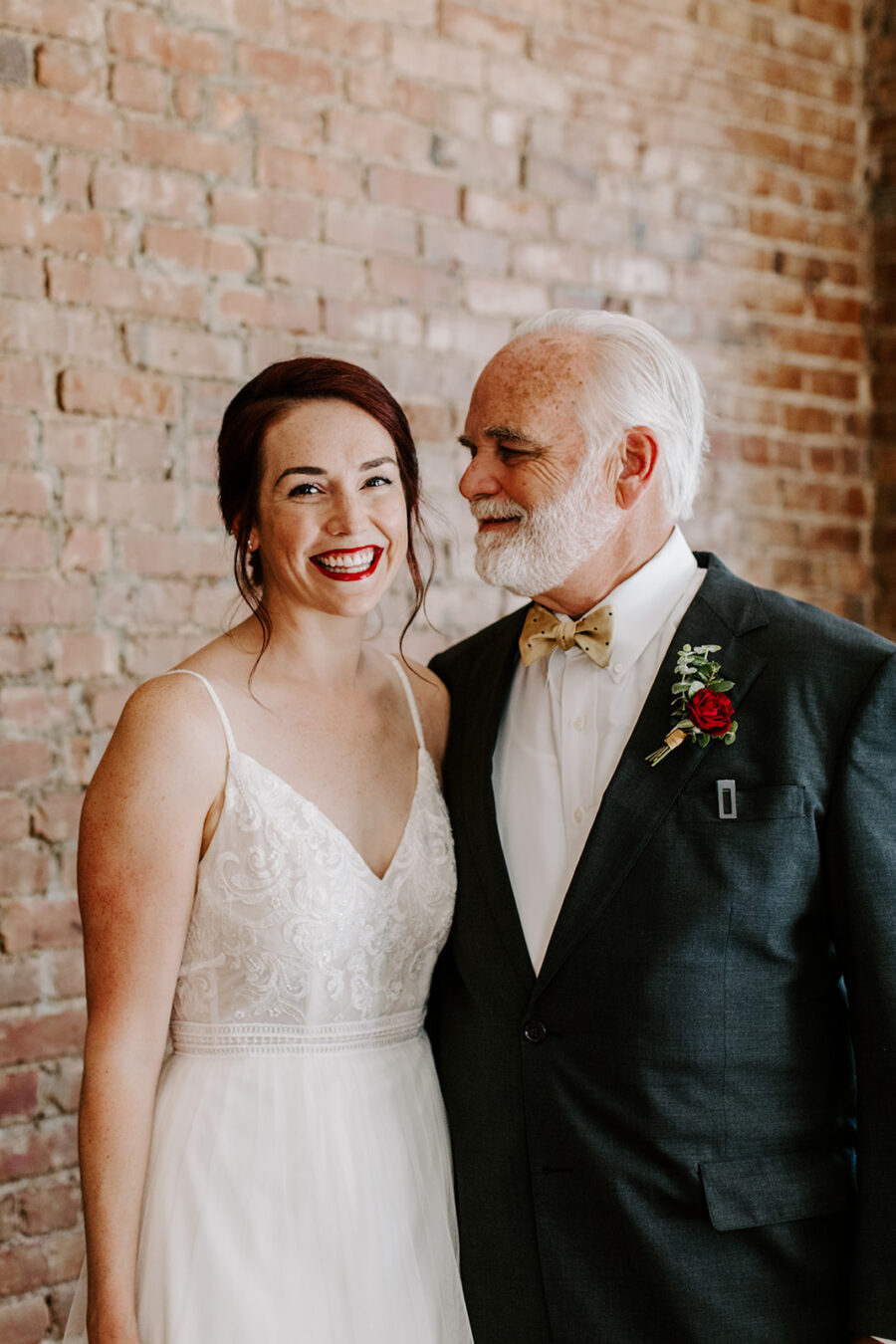 Father daughter first look at McConnell House | Nashville Bride Guide