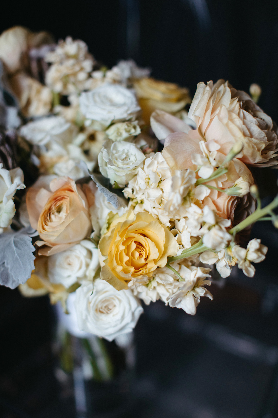 Yellow wedding bouquet | Nashville Bride Guide