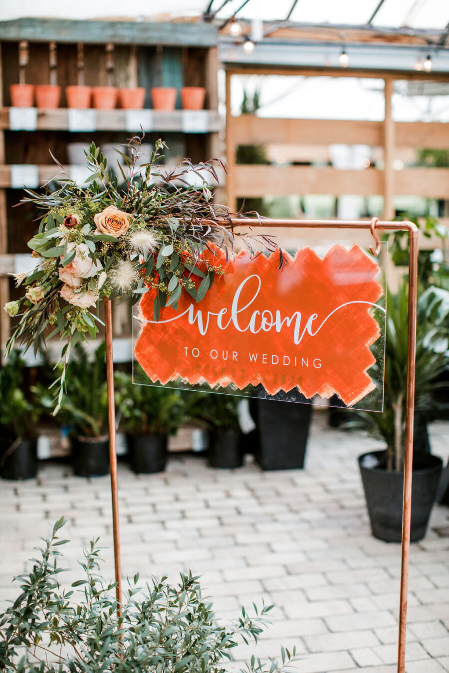 Red Acrylic wedding welcome sign | Nashville Bride Guide
