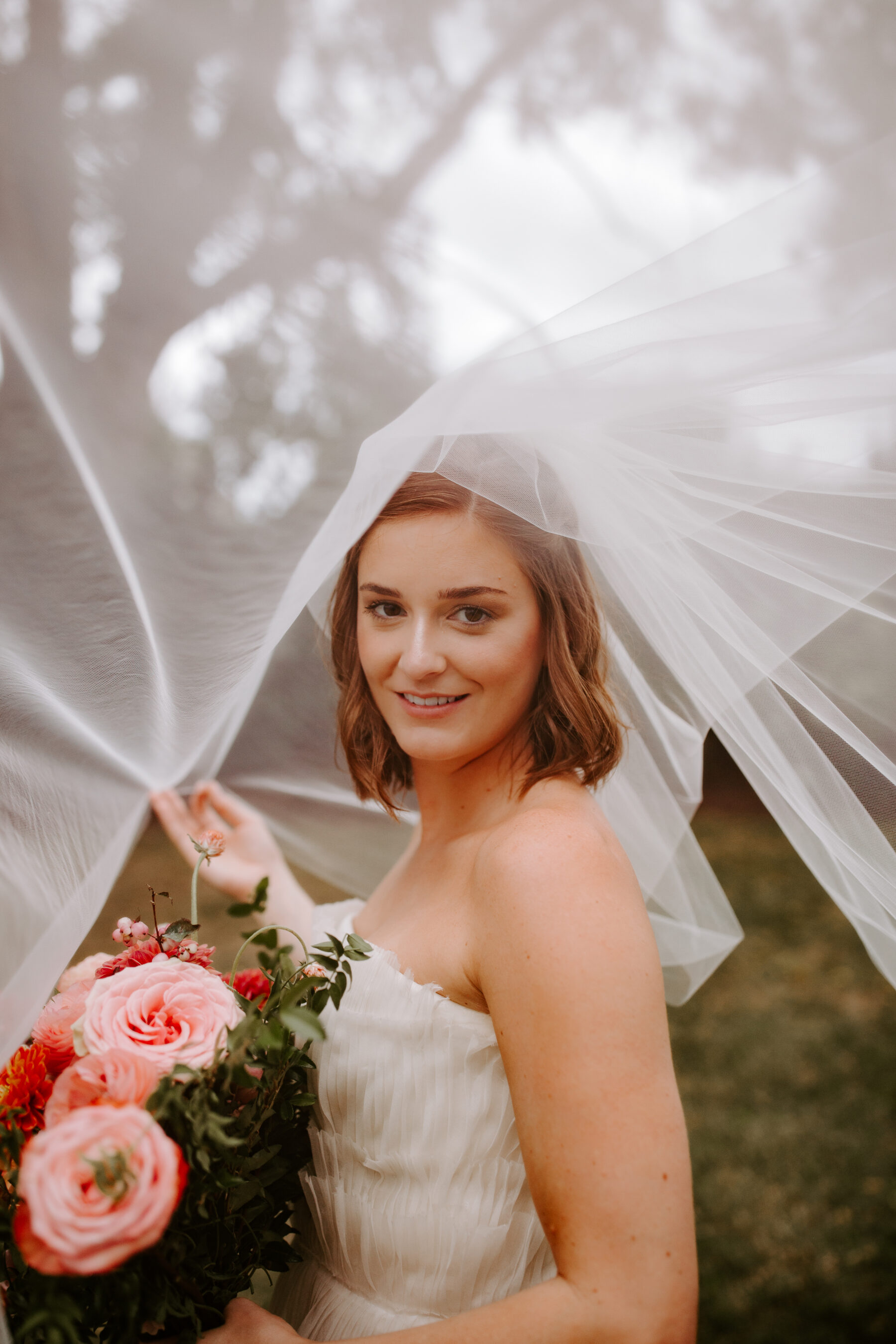 Ashley Bridges Wedding Photography | Nashville Bride Guide