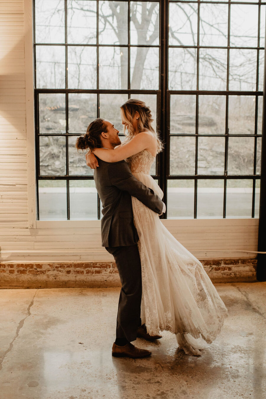 Nashville wedding photographer RenRose Photography | Nashville Bride Guide